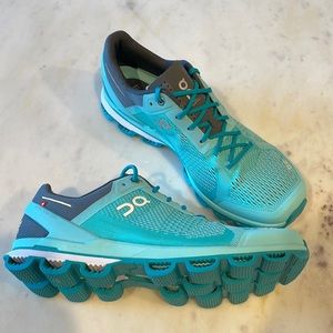 Women’s On Running Cloudsurfer Fountain/Azure, Woman’s 5.5 - NEW, without box